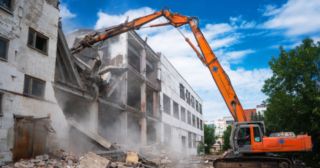 Промышленный демонтаж зданий Мелеуз, цена от 2904 руб.